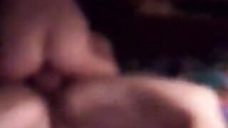 البنت سارة دي مش راحمه حد حتي زوج اختها خلته ينيكها ويكيف كسها اوي