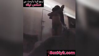 بتاع الدليفري ينيك ست سعودية عايشة وحديها ومحرومة اوي - نيك سعودي 2026