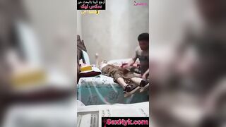 سكس اخوات مصري - علي السرير ماسك اخته سيحها وناكها من كسها