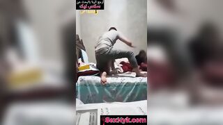 سكس اخوات مصري - علي السرير ماسك اخته سيحها وناكها من كسها