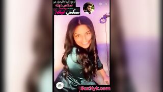 ام شامبو في الايف تنيك نفسها وتوري طيزها للمتابعين - سكس لايف 2026