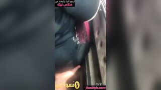 مصرية عليها طياز بنت وسخة سايبه الواد يحط ايده علي طيزها في المواصلات