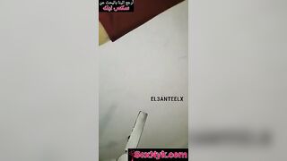 سكس ميلف نايمة علي بطنها والواد راكب علي كسها المنفوخ
