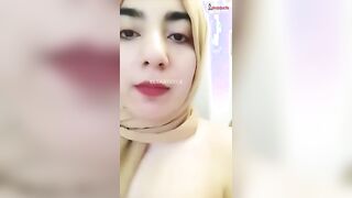 سكس محجبة اخر جمال تكلم الواد بتاعها يفيديو كول وتلعب في بزازها