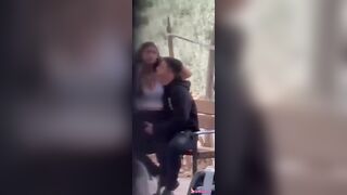 مصري صاحبته جامدة فشخ ياخدها  الجنينة ويقفش في طيزها وكسها xnxx arab