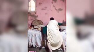 سكس صعيدي يركب كس جارته ويلحس كسها ويكيفها